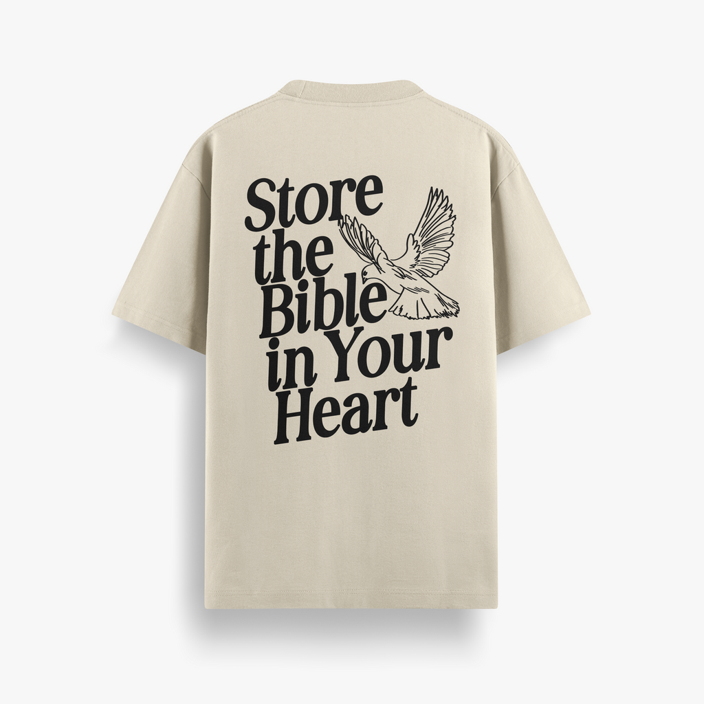 Camiseta Oversized Store The Bible In Your Heart