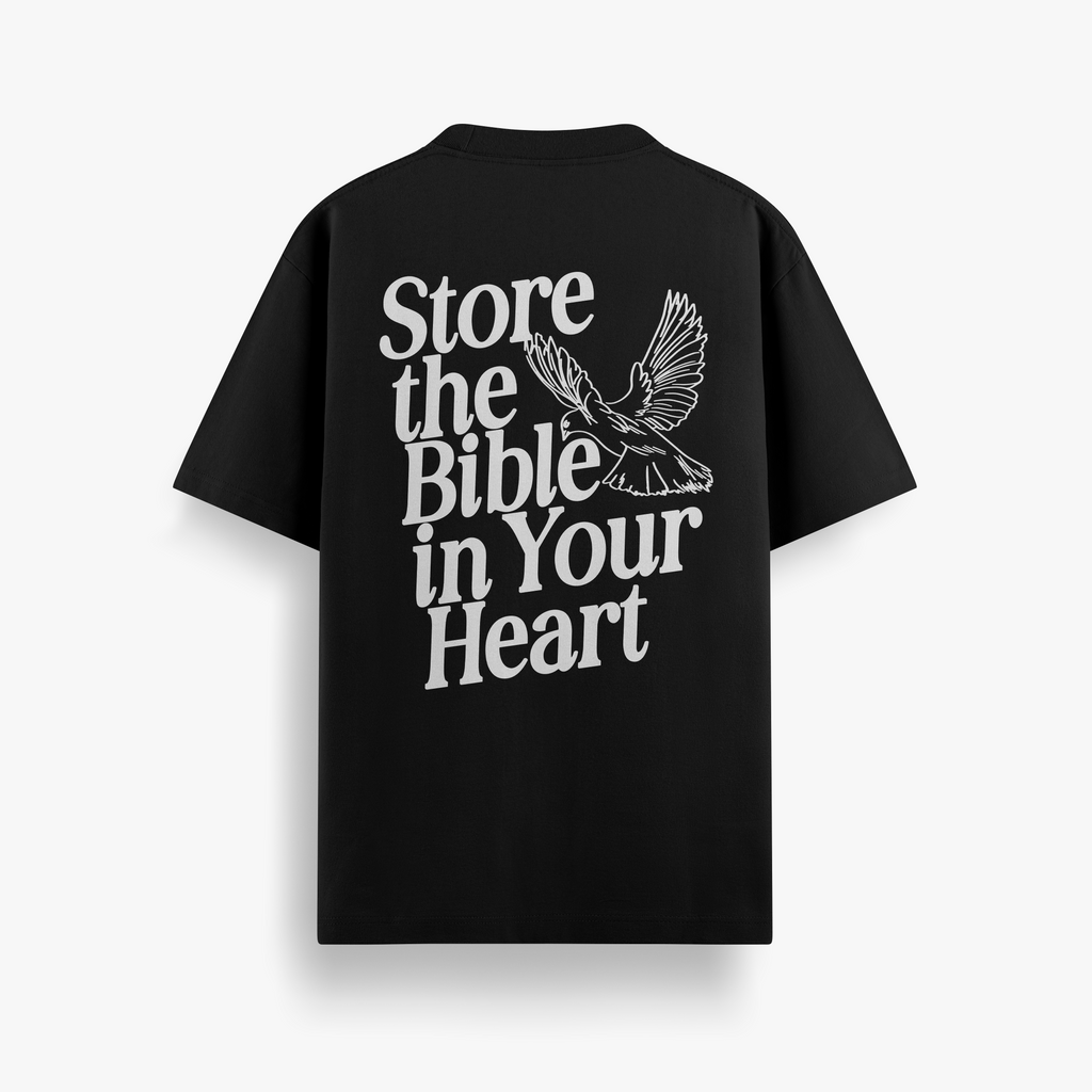 Camiseta Oversized Store The Bible In Your Heart